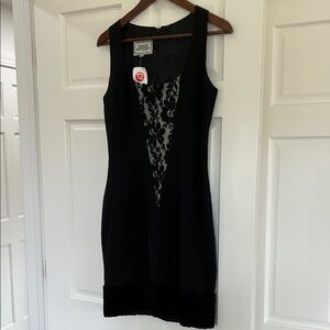 Black Lace-Panel Sleeveless Dress by